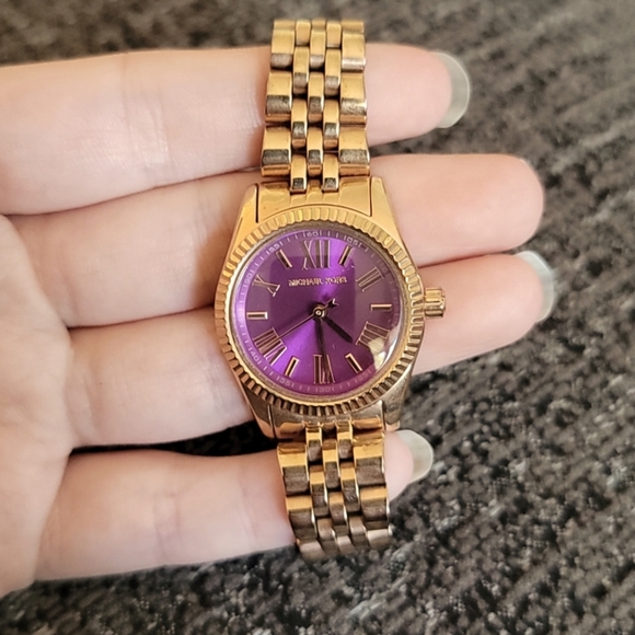 MICHAEL Michael Kors Accessories - Micheal Kors rosegold watch with purple face